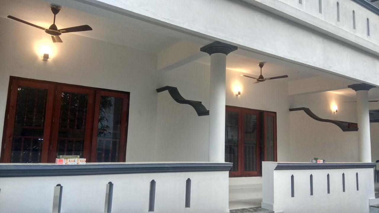 Hotel Neptune Kovalam Thiruvananthapuram Eksteriør bilde